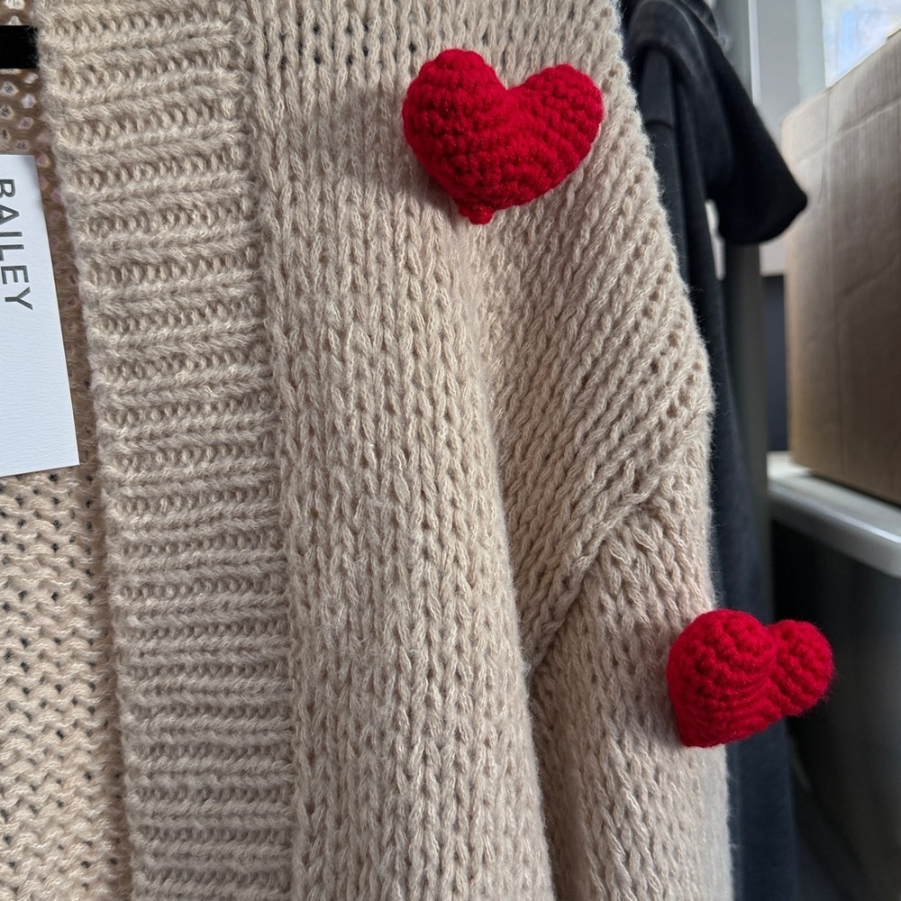 NWT Bailey/44 3D HEART CHUNKY CARDIGAN - Picture 5 of 6